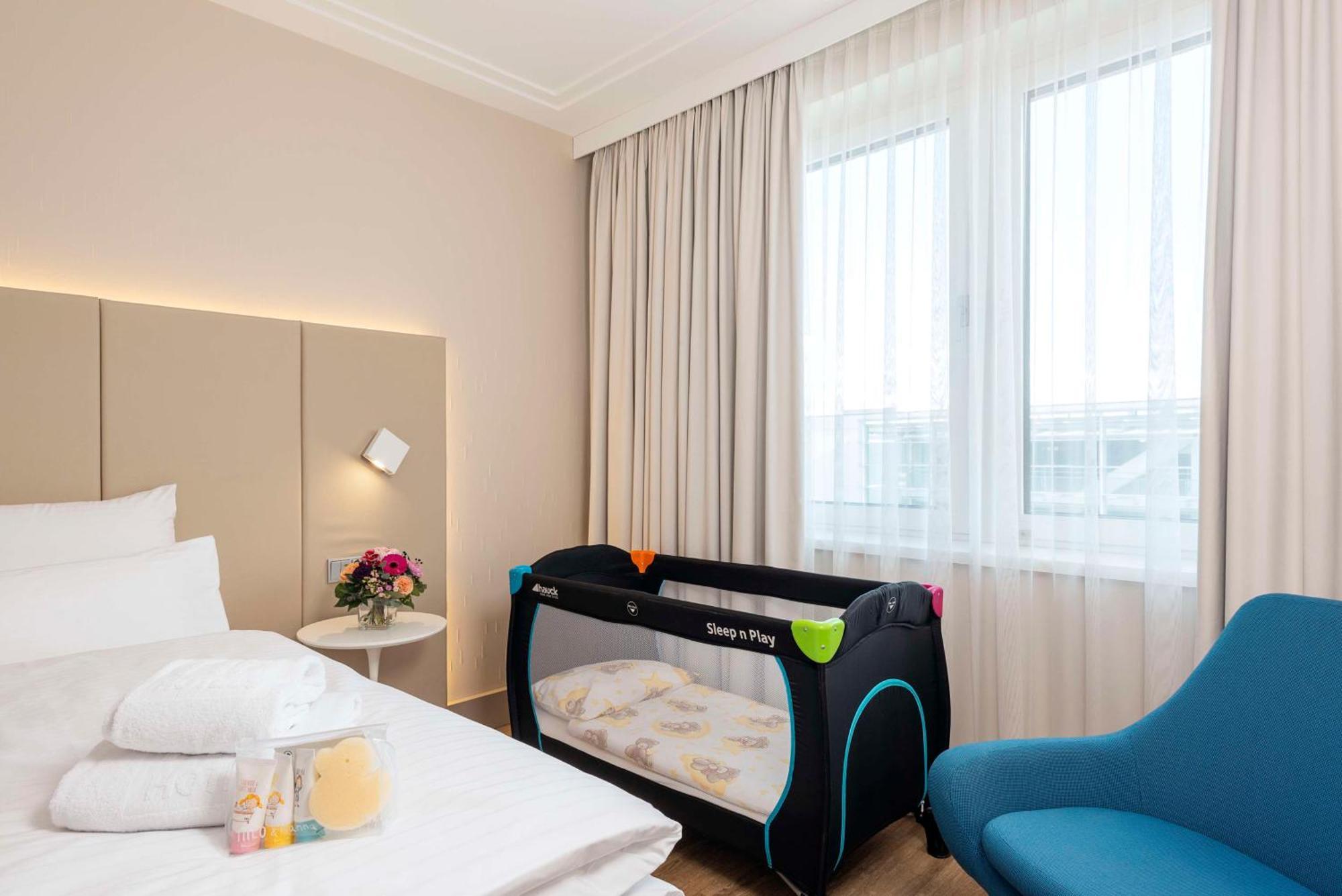 Nh Vienna Airport Conference Center Hotel Schwechat Ngoại thất bức ảnh Room of the hotel