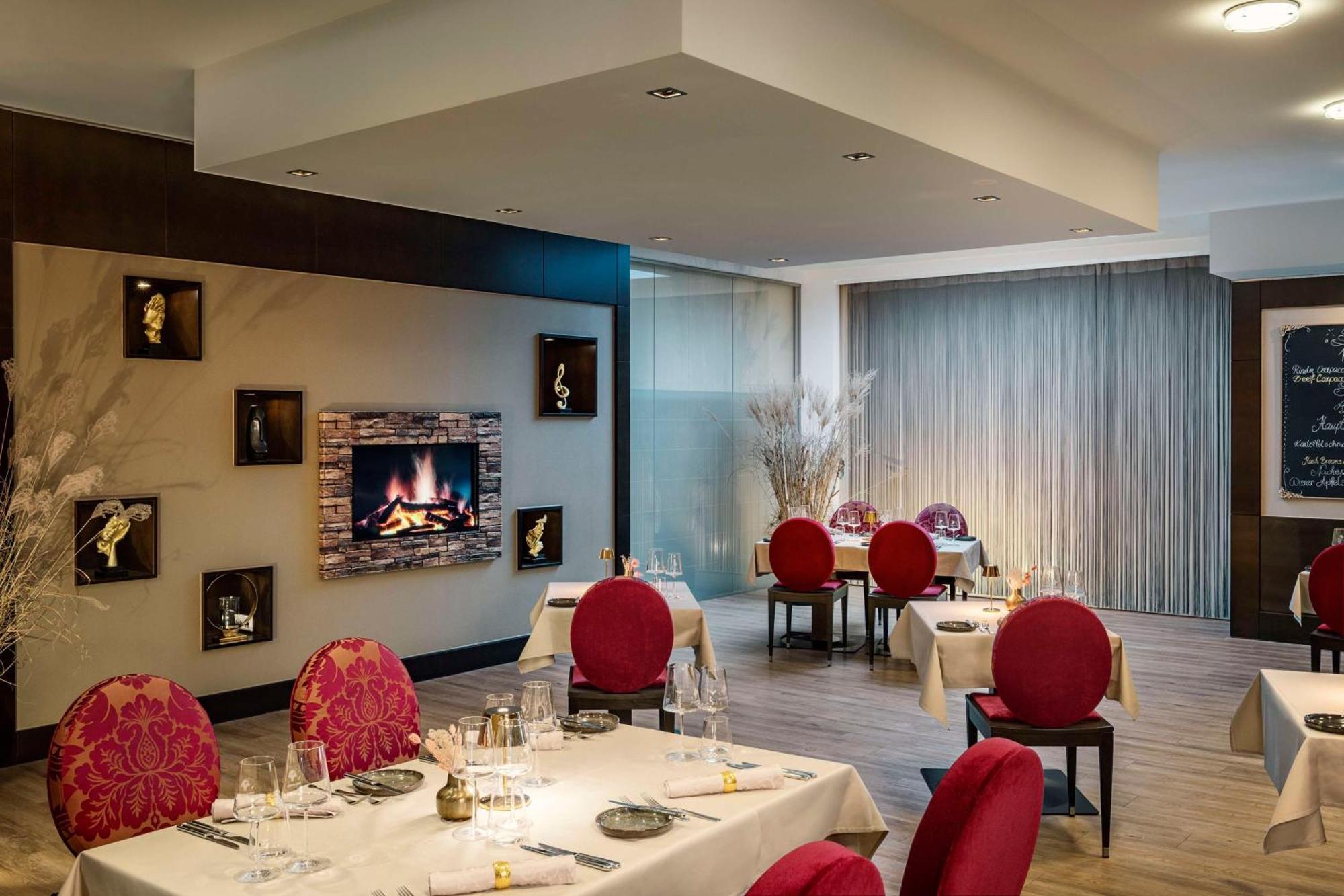 Nh Vienna Airport Conference Center Hotel Schwechat Ngoại thất bức ảnh Restaurant interior