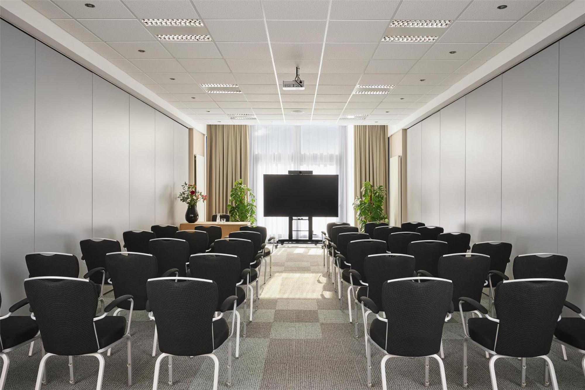 Nh Vienna Airport Conference Center Hotel Schwechat Ngoại thất bức ảnh