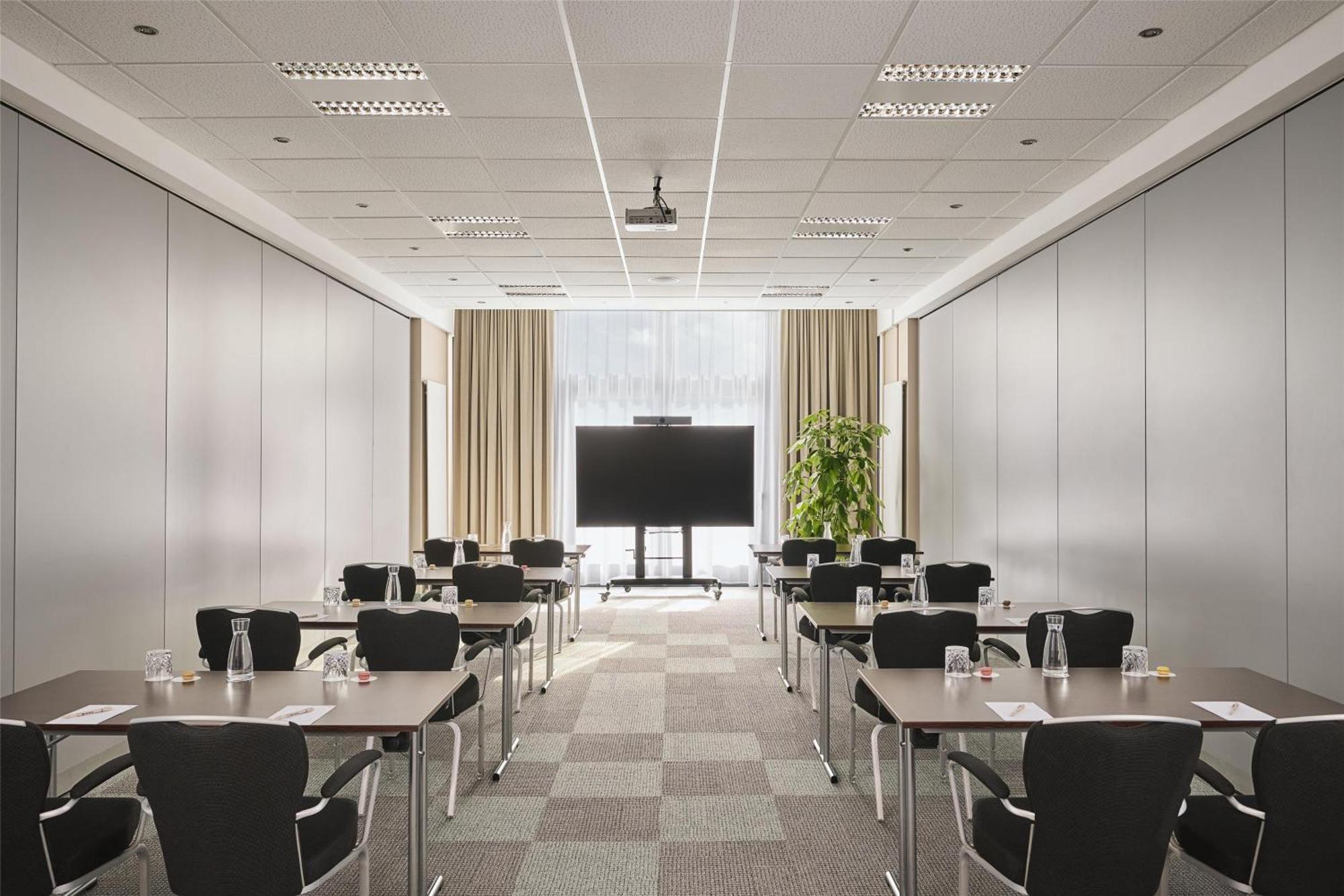 Nh Vienna Airport Conference Center Hotel Schwechat Ngoại thất bức ảnh