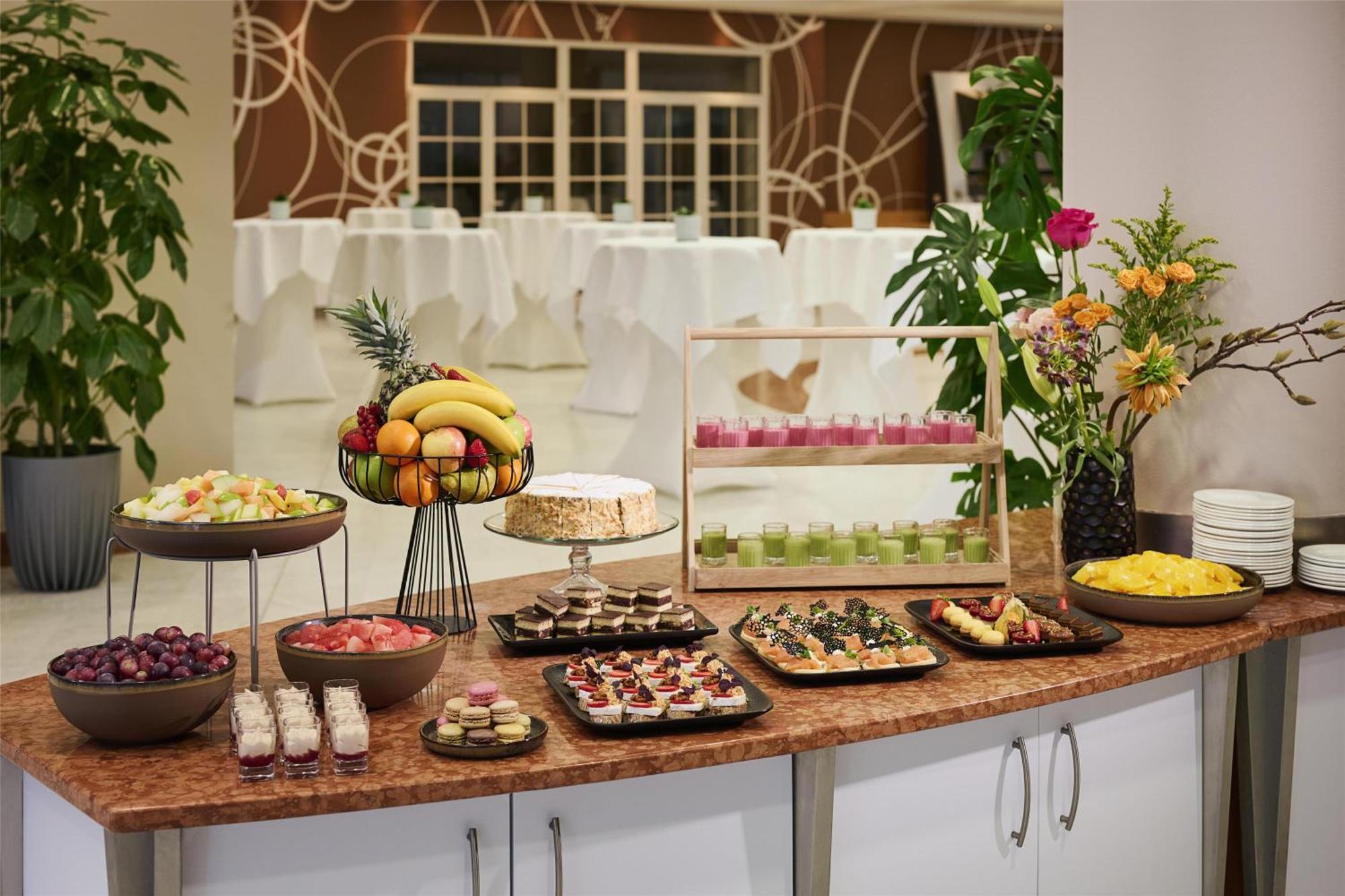 Nh Vienna Airport Conference Center Hotel Schwechat Ngoại thất bức ảnh