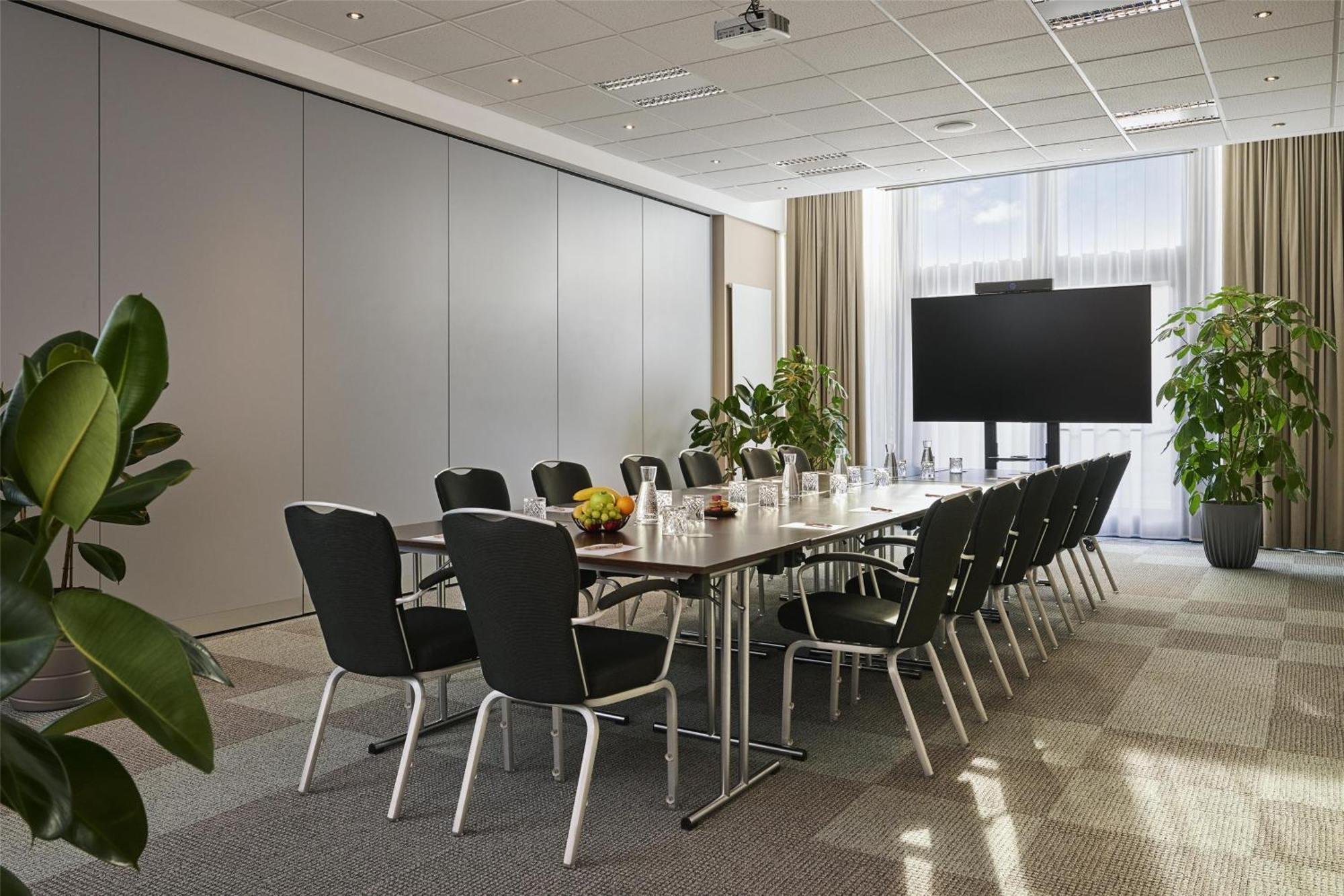Nh Vienna Airport Conference Center Hotel Schwechat Ngoại thất bức ảnh